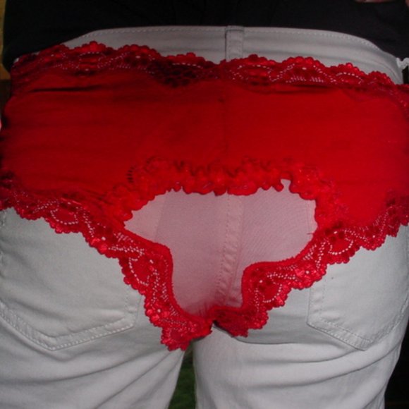 VICTORIAS SECRET NWT Heart Window Red Panty S - Picture 1 of 2